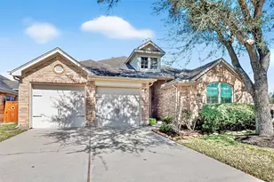 13603 Summer Cloud Ln, Pearland, TX 77584 - Photo 2