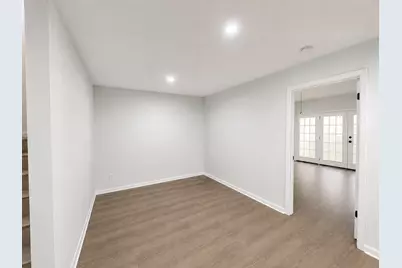 16508 Space Center Boulevard, Houston, TX 77058 - Photo 4