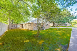 114 Wood St, Navasota, TX 77868 - Photo 30