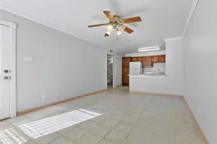 3900 Woodchase Dr, Houston, TX 77042 - Photo 4