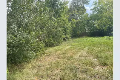 1010 E 38th Street, Houston, TX 77022 - Photo 2