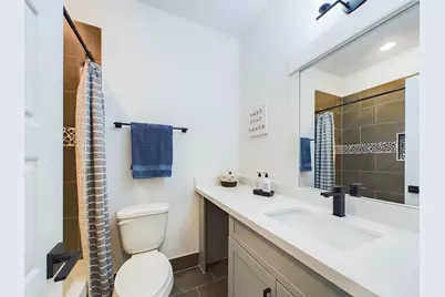 8319 Springwood Canyon Lane, Houston, TX 77055 - Photo 18