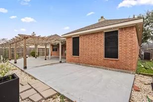 2010 Lincoln Crest Way, Sugar Land, TX 77498 - Photo 40