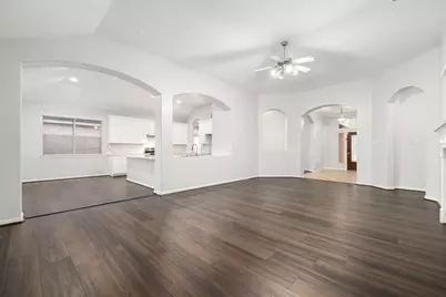 2010 Lincoln Crest Way, Sugar Land, TX 77498 - Photo 14