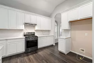 2010 Lincoln Crest Way, Sugar Land, TX 77498 - Photo 18