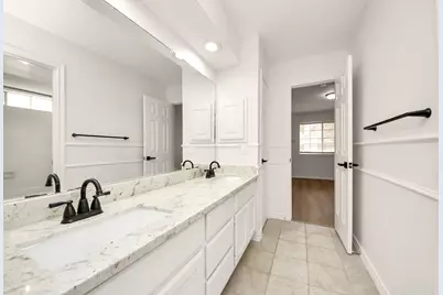 4210 Alcorn Glen Lane, Sugar Land, TX 77479 - Photo 36