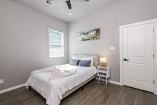 5830 Doolittle Blvd, Houston, TX 77033 - Photo 12