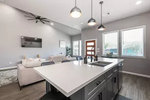 5830 Doolittle Blvd, Houston, TX 77033 - Photo 2