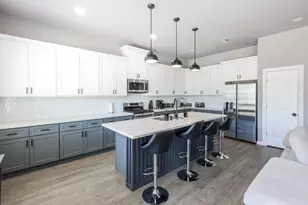 5830 Doolittle Blvd, Houston, TX 77033 - Photo 2