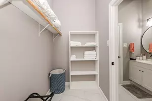 5830 Doolittle Blvd, Houston, TX 77033 - Photo 16