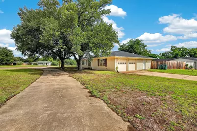 3501 Cavitt Avenue, Bryan, TX 77801 - Photo 38