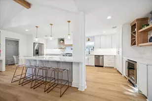 10739 Longmont Dr, Houston, TX 77042 - Photo 8