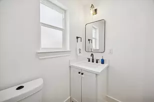 10739 Longmont Dr, Houston, TX 77042 - Photo 24