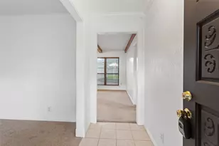 707 Briargrove Dr, Alvin, TX 77511 - Photo 4