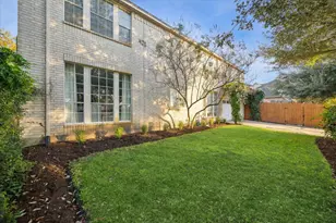 3755 Maroneal St, Houston, TX 77025 - Photo 6