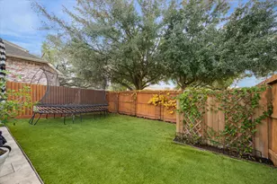 3755 Maroneal St, Houston, TX 77025 - Photo 12