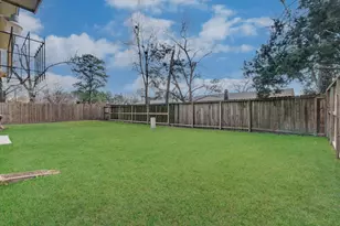 12210 Woodcliff Dr, Houston, TX 77013 - Photo 28