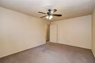 12210 Woodcliff Dr, Houston, TX 77013 - Photo 20