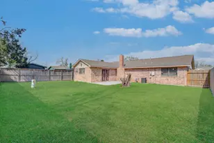 12210 Woodcliff Dr, Houston, TX 77013 - Photo 30