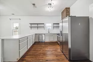 4320 Watson St, Houston, TX 77009 - Photo 6