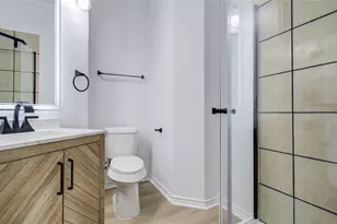 1909 Melbourne St, Houston, TX 77026 - Photo 26