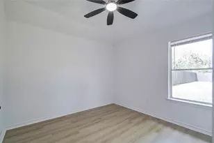 1909 Melbourne St, Houston, TX 77026 - Photo 20