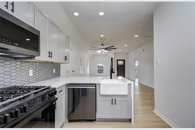 1909 Melbourne Street, Houston, TX 77026 - Photo 14