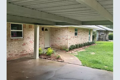 1303 S Franklin Avenue, Cleveland, TX 77327 - Photo 2
