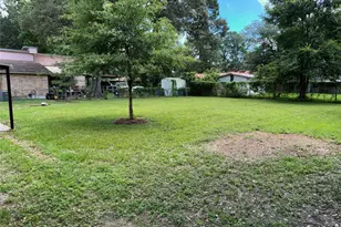1303 S Franklin Ave, Cleveland, TX 77327 - Photo 16
