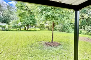 1303 S Franklin Ave, Cleveland, TX 77327 - Photo 4