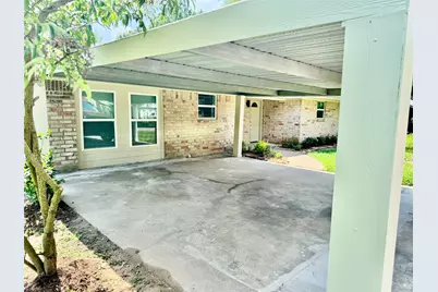 1303 S Franklin Avenue, Cleveland, TX 77327 - Photo 2