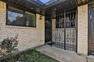 3802 Bluerock Ln, Houston, TX 77039 - Photo 2