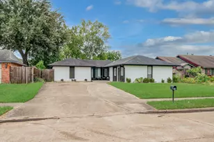 1327 Fallbrook Dr, Houston, TX 77038 - Photo 2