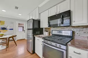 115 S 8th St, Alvin, TX 77511 - Photo 14