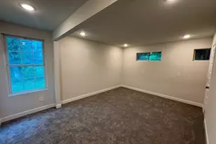 8105 Parker Rd, Houston, TX 77078 - Photo 10