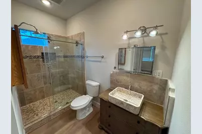 8105 Parker Road, Houston, TX 77078 - Photo 6
