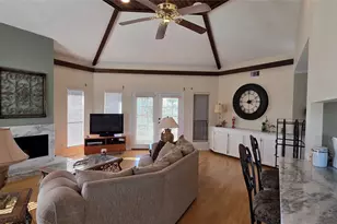 1702 E Castaway St, Tiki Island, TX 77554 - Photo 6