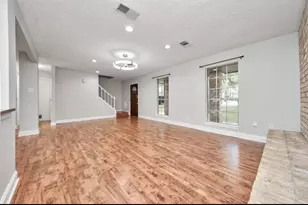 2015 E Lacey Oak Cir, The Woodlands, TX 77380 - Photo 8