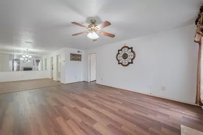 6500 Sands Point Drive #819, Houston, TX 77074 - Photo 8