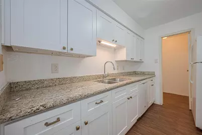 6500 Sands Point Drive #819, Houston, TX 77074 - Photo 16