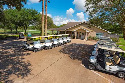 3310 Country Meadows Court, Pearland, TX 77584 - Photo 40