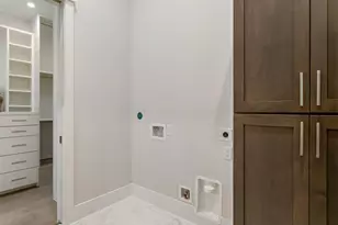 1127 Wynnwood Ln, Houston, TX 77008 - Photo 32