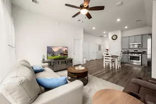 206 N Lynx Trail, Montgomery, TX 77316 - Photo 12