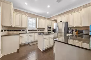 5349 Val Verde St, Houston, TX 77056 - Photo 4