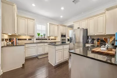 5349 Val Verde Street, Houston, TX 77056 - Photo 10
