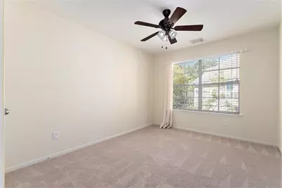 15 Larks Aire Place, The Woodlands, TX 77381 - Photo 16