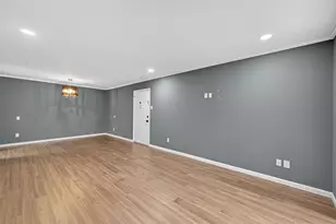 7555 Katy Fwy, Houston, TX 77024 - Photo 2