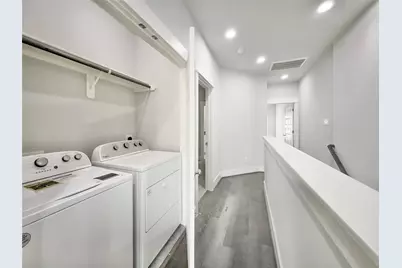 1602 Westside Gardens Lane, Houston, TX 77055 - Photo 24