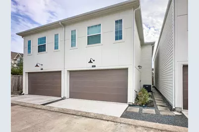 1602 Westside Gardens Lane, Houston, TX 77055 - Photo 28