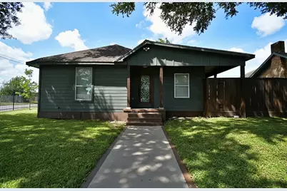 1403 Munger Street, Houston, TX 77023 - Photo 1